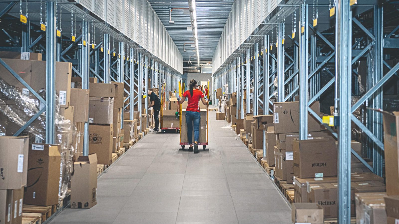 denner_warehouse-inside